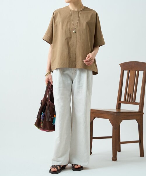 BEARDSLEY(ビアズリー)の「タイプライターボックスTee(Tシャツ/カットソー・レディース・キャメル/ホワイト・FREE)」の7枚目の写真