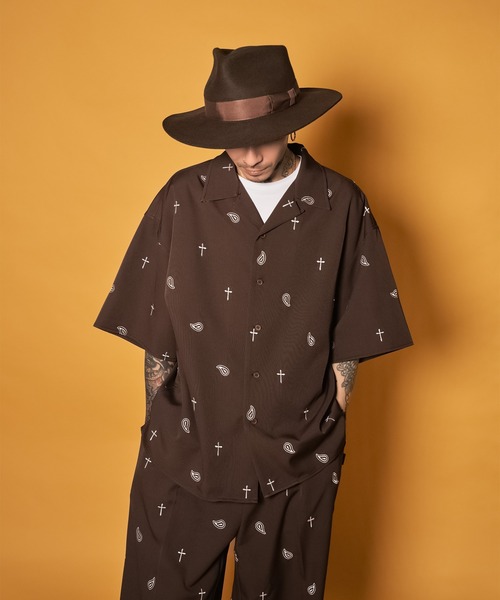 Subciety(サブサエティ)の「All-over embroidered shirt(シャツ/ブラウス・メンズ・ブラック/ホワイト/ブラウン・MEDIUM/SMALL/X-LARGE/LARGE)」の3枚目の写真