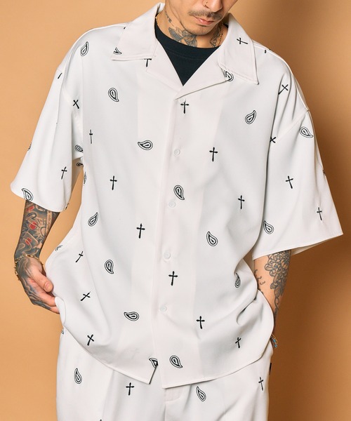 Subciety(サブサエティ)の「All-over embroidered shirt(シャツ/ブラウス・メンズ・ブラック/ホワイト/ブラウン・MEDIUM/SMALL/X-LARGE/LARGE)」の2枚目の写真
