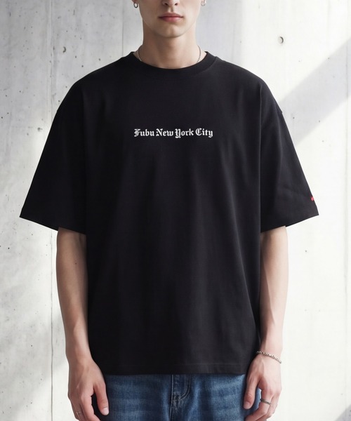 FUBU( フブ)の「【FUBU/フブ】STUDS LOGO T-SHIRTS/スタッドロゴTシャツ(Tシャツ/カットソー・メンズ・ブラック/ホワイト・XL/M/L)」の3枚目の写真