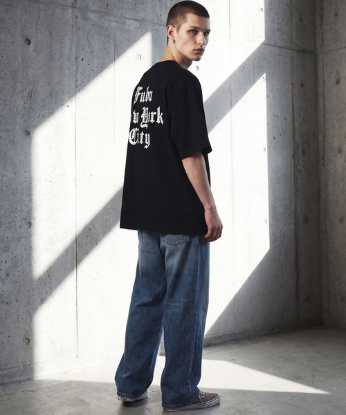 FUBU( フブ)の「【FUBU/フブ】STUDS LOGO T-SHIRTS/スタッドロゴTシャツ(Tシャツ/カットソー・メンズ・ブラック/ホワイト・XL/M/L)」の7枚目の写真
