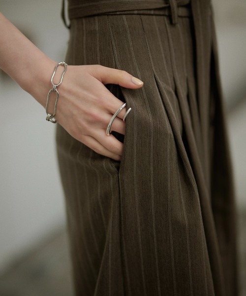 LAULEN(ローレン)の「tuck stripe wide pants /タックストライプワイドパンツ(スラックス・レディース・アイボリー/ブラウン/チャコールグレー・S/M)」の18枚目の写真