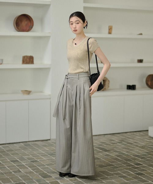 LAULEN(ローレン)の「tuck stripe wide pants /タックストライプワイドパンツ(スラックス・レディース・アイボリー/ブラウン/チャコールグレー・S/M)」の21枚目の写真