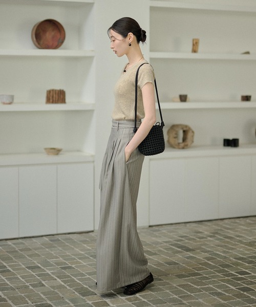 LAULEN(ローレン)の「tuck stripe wide pants /タックストライプワイドパンツ(スラックス・レディース・アイボリー/ブラウン/チャコールグレー・S/M)」の22枚目の写真