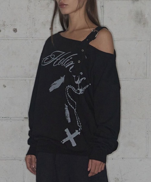 FANCY CLUB(ファンシークラブ)の「【FANCY CLUB】ONE-SHOULDER BUCKLE SWEATSHIRT / 【ファンシークラブ】ワンショルダーバックルスウェットシャツ(スウェット・レディース・ブラック/グレー・ONE SIZE)」の5枚目の写真