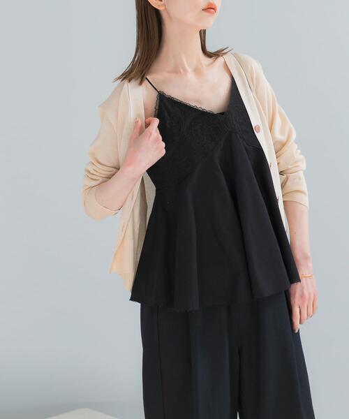 URBAN RESEARCH ROSSO WOMEN(アーバンリサーチ ロッソ)の「リネン混レイヤードレースキャミソール(キャミソール・レディース・ホワイト/ブラック・FREE)」の10枚目の写真