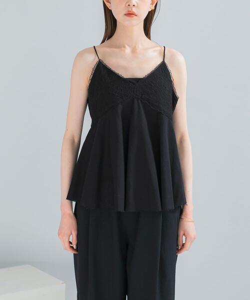 URBAN RESEARCH ROSSO WOMEN(アーバンリサーチ ロッソ)の「リネン混レイヤードレースキャミソール(キャミソール・レディース・ホワイト/ブラック・FREE)」の15枚目の写真