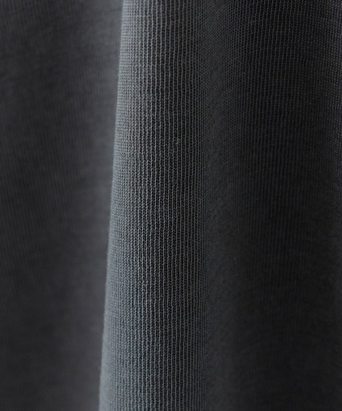 ROOPTOKYO（ループトウキョウ）の「ピグメントエクストラタッチコットンクルーネックTシャツ 半袖Tシャツ 2026年春夏（Tシャツ/カットソー・メンズ・ブラック/グレー・S/M/L）」の6枚目の写真