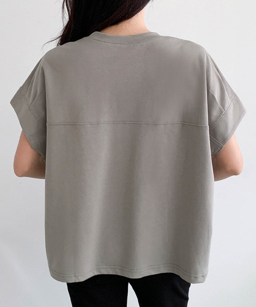 LOWO(ロワ)の「クルーネックラグランスリーブ無地トップス(Tシャツ/カットソー・レディース・ベージュ/カーキ/ブラック・FREE)」の18枚目の写真