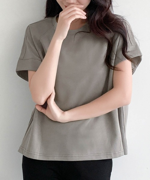 LOWO(ロワ)の「クルーネックラグランスリーブ無地トップス(Tシャツ/カットソー・レディース・ベージュ/カーキ/ブラック・FREE)」の19枚目の写真