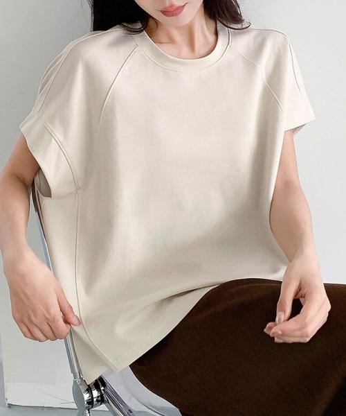 LOWO(ロワ)の「クルーネックラグランスリーブ無地トップス(Tシャツ/カットソー・レディース・ベージュ/カーキ/ブラック・FREE)」の22枚目の写真