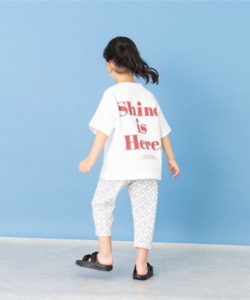 and D. petit main(アンドディープティマイン)の「【綿100】【365D.】メッセージバックBIGロゴ半袖Tシャツ(Tシャツ/カットソー・キッズ・ホワイト/ブラック/ブルー/レッド・90cm/140cm/130cm/120cm/100cm/110cm)」の9枚目の写真