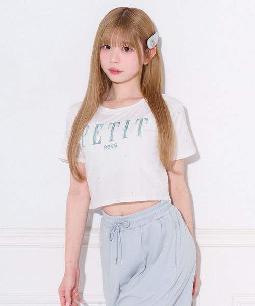 apres jour（アプレジュール）の「スパンコールロゴストーンTシャツ（Tシャツ/カットソー・レディース・ブラック/ホワイト系その他/オフホワイト・X-LARGE/フリー）」の2枚目の写真