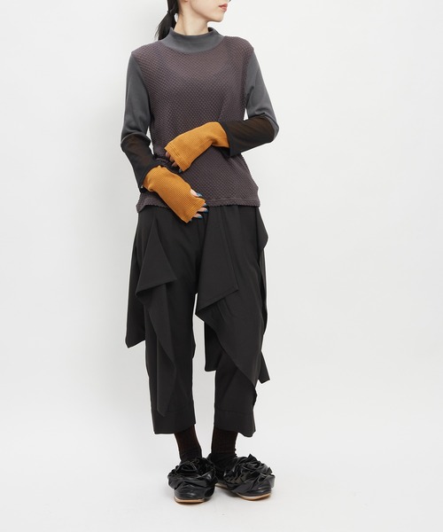 gomme(ゴム)の「ツブツブレイヤーT(Tシャツ/カットソー・レディース・ブラック/ホワイト/チャコールグレー・MEDIUM)」の15枚目の写真
