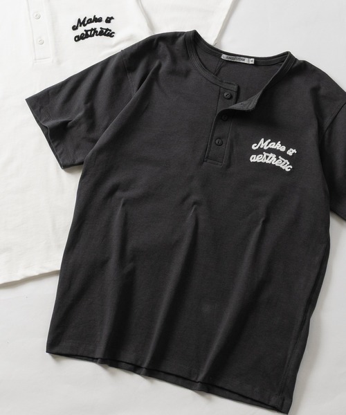 JOHN'S CLOSET(ジョンズクローゼット)の「【31】ドライコットン天竺 ワンポイント刺繍 ヘンリーネックTシャツ 吸水速乾/セットアップ展開有(Tシャツ/カットソー・メンズ・ブラック/チャコールグレー/ホワイト・MEDIUM/LARGE)」の3枚目の写真