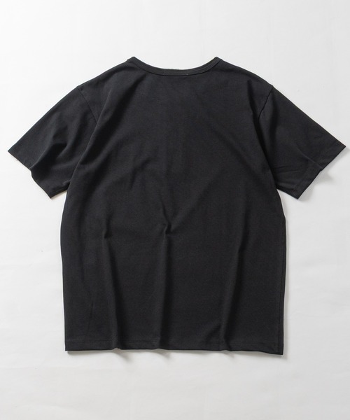 JOHN'S CLOSET(ジョンズクローゼット)の「【31】ドライコットン天竺 ワンポイント刺繍 ヘンリーネックTシャツ 吸水速乾/セットアップ展開有(Tシャツ/カットソー・メンズ・ブラック/チャコールグレー/ホワイト・MEDIUM/LARGE)」の13枚目の写真