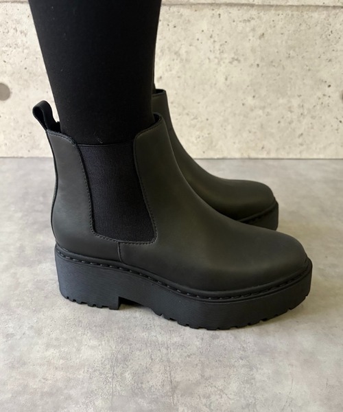 Jeffrey Campbell(ジェフリーキャンベル)の「厚底 サイドゴアショートブーツ(ブーツ・レディース・ブラック・38/37/36)」の12枚目の写真