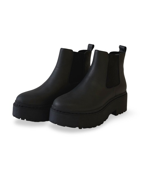 Jeffrey Campbell(ジェフリーキャンベル)の「厚底 サイドゴアショートブーツ(ブーツ・レディース・ブラック・38/37/36)」の2枚目の写真