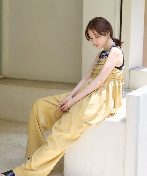 RETRO GIRL(レトロガール)の「【セットアイテム】キャミビスチェ×ラフPTSET(アンサンブル・レディース・イエロー/ブラウン系その他/ライトグレー・FREE)」の3枚目の写真