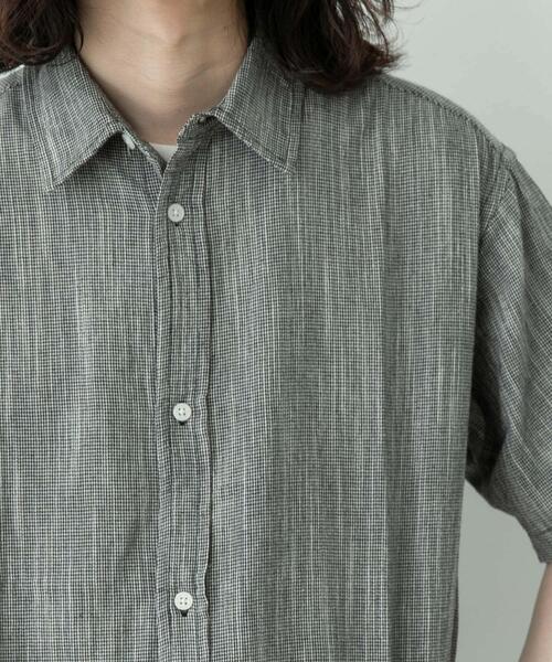 URBAN RESEARCH Sonny Label（アーバンリサーチサニーレーベル）の「ミニ千鳥格子コンパクトシャツ（シャツ/ブラウス・メンズ・レッド/ブラック/ネイビー・MEDIUM/LARGE）」の8枚目の写真