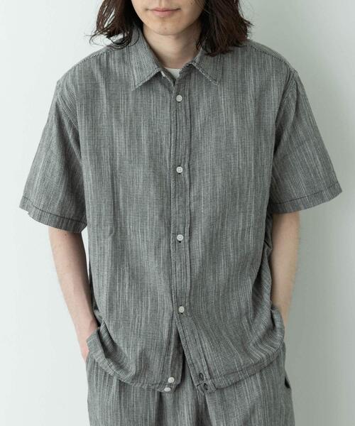 URBAN RESEARCH Sonny Label（アーバンリサーチサニーレーベル）の「ミニ千鳥格子コンパクトシャツ（シャツ/ブラウス・メンズ・レッド/ブラック/ネイビー・MEDIUM/LARGE）」の10枚目の写真
