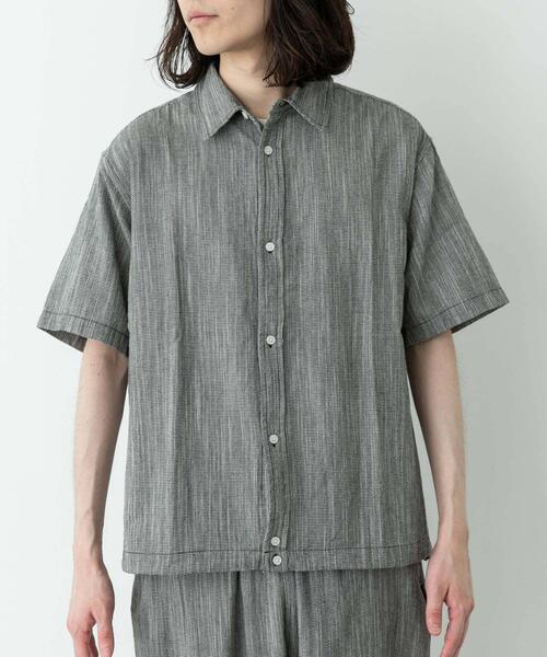 URBAN RESEARCH Sonny Label（アーバンリサーチサニーレーベル）の「ミニ千鳥格子コンパクトシャツ（シャツ/ブラウス・メンズ・レッド/ブラック/ネイビー・MEDIUM/LARGE）」の12枚目の写真