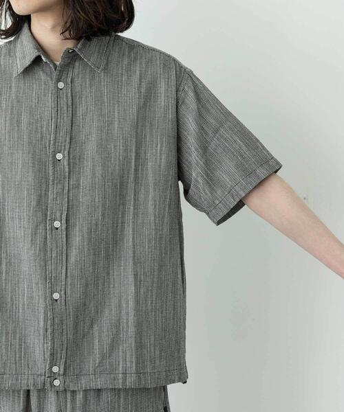 URBAN RESEARCH Sonny Label（アーバンリサーチサニーレーベル）の「ミニ千鳥格子コンパクトシャツ（シャツ/ブラウス・メンズ・レッド/ブラック/ネイビー・MEDIUM/LARGE）」の15枚目の写真