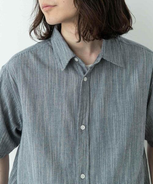 URBAN RESEARCH Sonny Label（アーバンリサーチサニーレーベル）の「ミニ千鳥格子コンパクトシャツ（シャツ/ブラウス・メンズ・レッド/ブラック/ネイビー・MEDIUM/LARGE）」の19枚目の写真