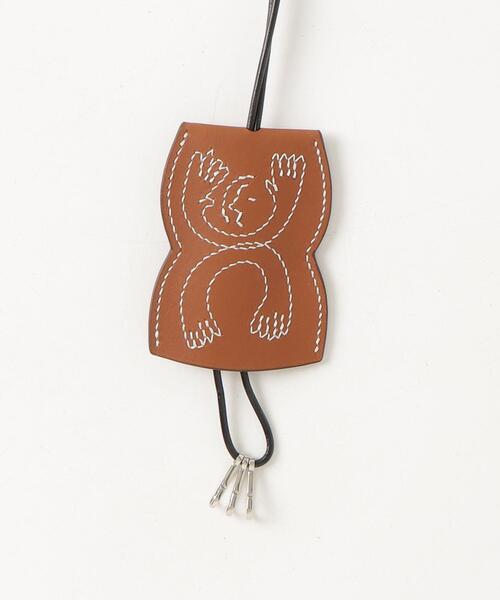 The Make Happy Studio（ザメイクハッピーストゥディオ）の「The Make Happy Studio/ザメイクハッピーストゥディオ/TMHS key crochet（ネックレス・メンズ・キャメル/ブルー/ブラック系その他/タン・F）」の6枚目の写真
