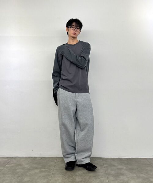 MISEKISEOUL MEN(ミセキソウルメンズ)の「Curved sweat pants GREY(スウェットパンツ・メンズ・その他・1/2/3)」の8枚目の写真