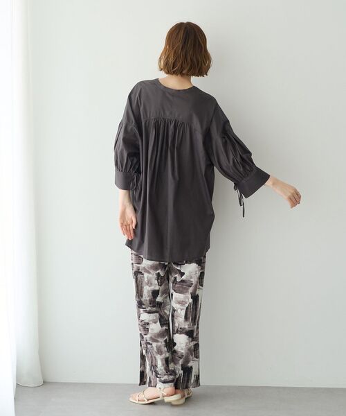YECCA VECCA(イェッカヴェッカ)の「アブストラクト柄ワイドパンツ(その他パンツ・レディース・ブルー/グレー・FREE)」の17枚目の写真