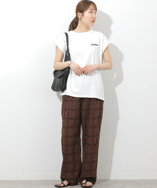 JOURNAL STANDARD relume(ジャーナルスタンダード レリューム)の「《追加》刺繍ロゴフレンチTEE(Tシャツ/カットソー・レディース・ネイビー/ブラウン/ホワイト・FREE)」の21枚目の写真