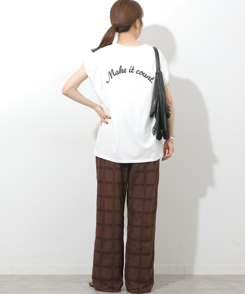 JOURNAL STANDARD relume(ジャーナルスタンダード レリューム)の「《追加》刺繍ロゴフレンチTEE(Tシャツ/カットソー・レディース・ネイビー/ブラウン/ホワイト・FREE)」の19枚目の写真