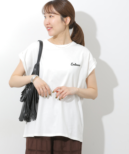 JOURNAL STANDARD relume(ジャーナルスタンダード レリューム)の「《追加》刺繍ロゴフレンチTEE(Tシャツ/カットソー・レディース・ネイビー/ブラウン/ホワイト・FREE)」の18枚目の写真