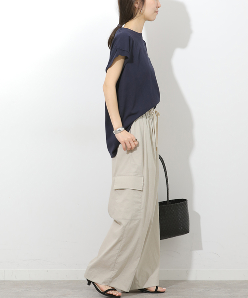 JOURNAL STANDARD relume(ジャーナルスタンダード レリューム)の「《追加》刺繍ロゴフレンチTEE(Tシャツ/カットソー・レディース・ネイビー/ブラウン/ホワイト・FREE)」の7枚目の写真