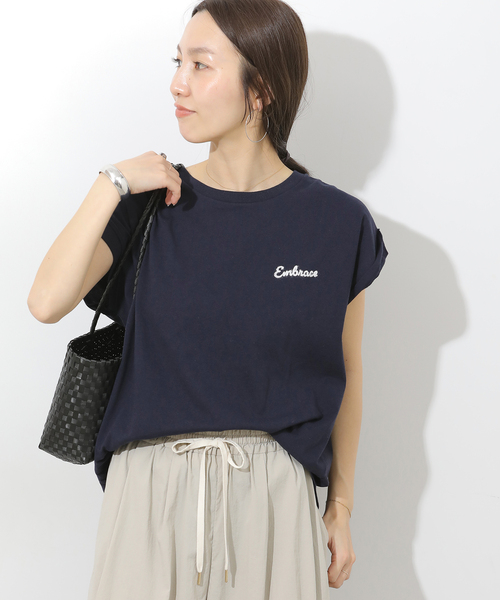 JOURNAL STANDARD relume(ジャーナルスタンダード レリューム)の「《追加》刺繍ロゴフレンチTEE(Tシャツ/カットソー・レディース・ネイビー/ブラウン/ホワイト・FREE)」の5枚目の写真