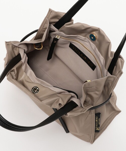 Demi-Luxe BEAMS(デミルクス ビームス)の「VIOLAd’ORO / BIANCA クロア ナイロン トートバッグ M(トートバッグ・レディース・ブラック系その他4/ブラック/チャコールグレー/カーキ/ブラウン系その他4・ONE SIZE)」の21枚目の写真