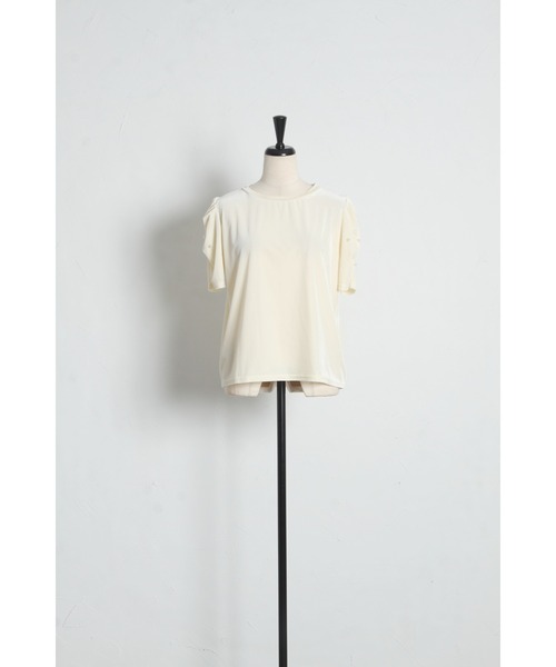 tocco closet(トッコ クローゼット)の「【ZOZO限定】スリーブパール装飾ベロアトップス(Tシャツ/カットソー・レディース・ブラウン/アイボリー/ブラック・M)」の11枚目の写真