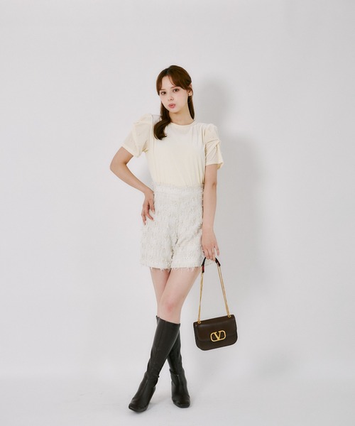 tocco closet(トッコ クローゼット)の「【ZOZO限定】スリーブパール装飾ベロアトップス(Tシャツ/カットソー・レディース・ブラウン/アイボリー/ブラック・M)」の18枚目の写真