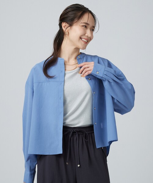 SHOO・LA・RUE(シューラルー)の「【通気性〇/S-LL/洗濯機可】さらりと心地よい。ノーカラーシャツ(シャツ/ブラウス・レディース・アイボリー/ブルー/ブラック・02/04/03/01)」の5枚目の写真