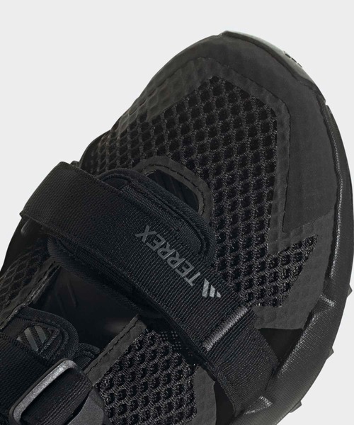 adidas(アディダス)の「テレックス Hydroterra AT サンダル / Terrex Hydroterra AT Sandals / アディダス adidas(サンダル・メンズ・ブラック・22.5cm/23.5cm/24.5cm/25.5cm/26.5cm/27.5cm/28.5cm)」の7枚目の写真