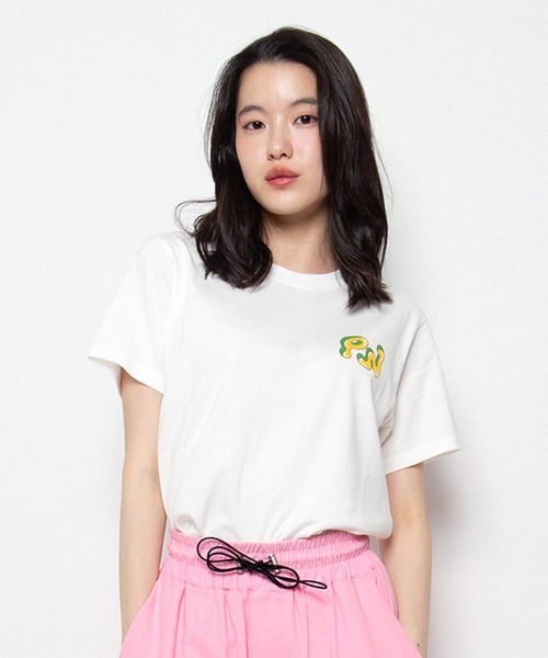PUNYUS(プニュズ)の「【NEW SIZE】PNロゴTシャツ(Tシャツ/カットソー・レディース・ピンク/グレー/ホワイト・1/2/3/4/5)」の2枚目の写真