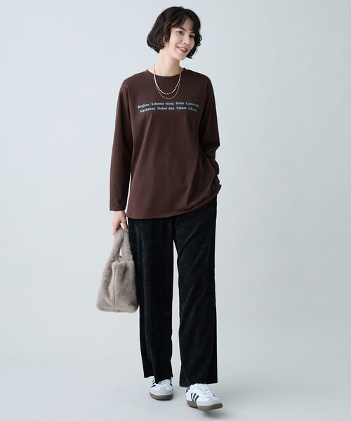 ANY(エニィ)の「ロングスリーブロゴTシャツ(Tシャツ/カットソー・レディース・ホワイト系/ベージュ系/ダークブラウン系/ダークグリーン系・F)」の19枚目の写真