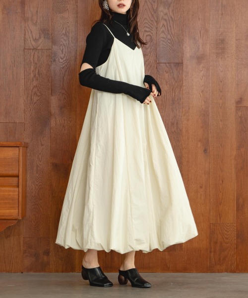 美品 hinari キャミオールインワン アイボリー ブランド古着】キャミソールワンピース（ワンピース）｜hinari（ヒナリ