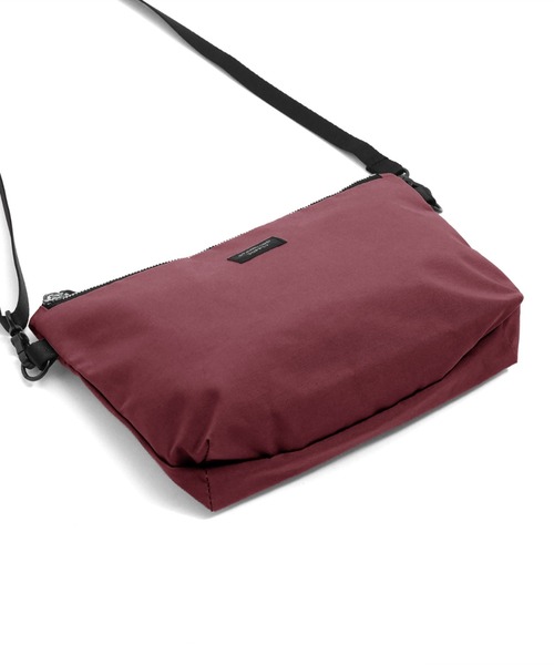 STANDARD SUPPLY(スタンダードサプライ)の「スタンダードサプライ / SIMPLICITY シンプリシティ / 26FW限定カラーW ZIP SHOULDER M ダブルジップショルダーM(ショルダーバッグ・レディース・ボルドー・FREE)」の5枚目の写真