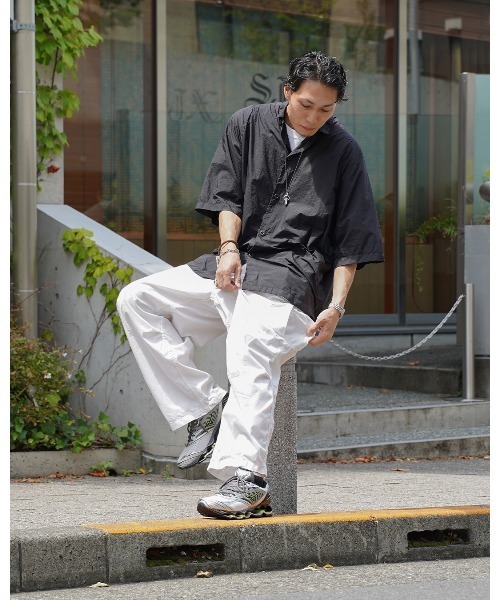 MIZUNO(ミズノ )の「MIZUNO WAVE PROPHECY LS -KICKS LAB. EXCLUSIVE- / ミズノ ウエーブ プロフェシー LS / D1GA333711(スニーカー・メンズ・グレー・27.5cm/28cm/28.5cm/29cm/25cm/25.5cm/26cm/26.5cm/27cm)」の4枚目の写真