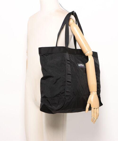Gramicci(グラミチ)の「【RES】【GRAMICCI(グラミチ) 】CLIMBING TOTE(トートバッグ・メンズ・ブラック・FREE)」の2枚目の写真