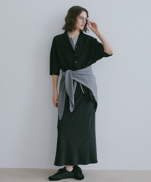 ETRE TOKYO(エトレトウキョウ)の「ビーズモチーフIラインスカート(スカート・レディース・ベージュ/ブラック・M/S)」の12枚目の写真
