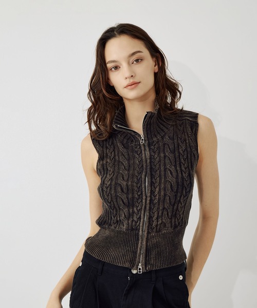 CONZ(コンズ)の「sleeveless zip knit tops(ニット/セーター・レディース・カーキ/ブラック・FREE)」の2枚目の写真