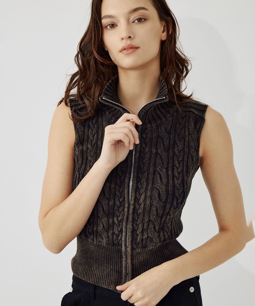 CONZ(コンズ)の「sleeveless zip knit tops(ニット/セーター・レディース・カーキ/ブラック・FREE)」の3枚目の写真
